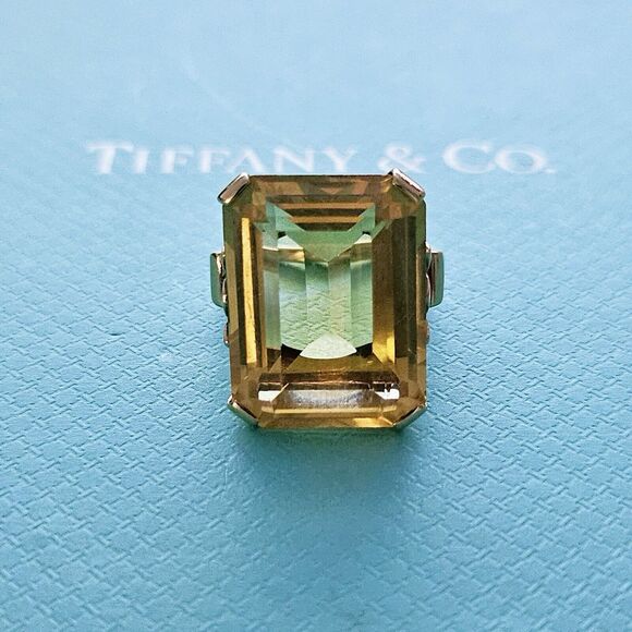 RARE Vintage Tiffany & Co. 18.5 Carats Emeral Cut Citrine 14k Gold Cocktail Ring - Picture 8 of 16